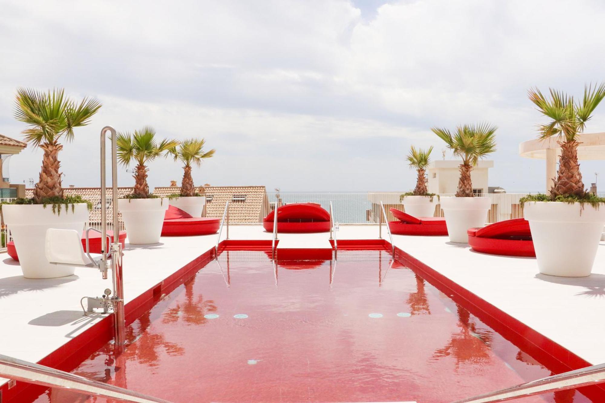 Fantastic Apartment In The Wave Just Steps From Carvajal Beach - Pool And Free Parking Fuengirola Exterior photo